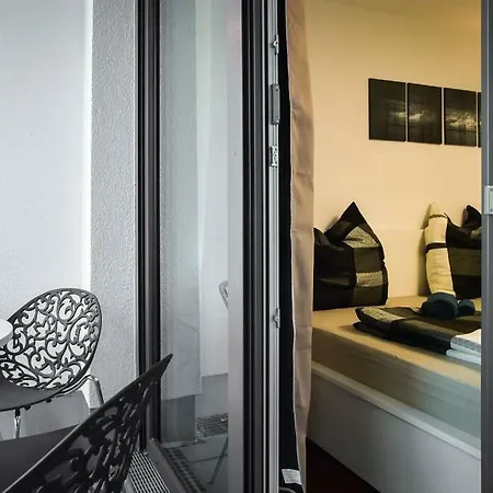 Deluxe Centre/milaneo *