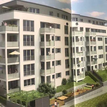 Deluxe Centre/milaneo