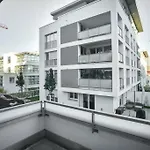 Deluxe Centre/milaneo Апартаменты *