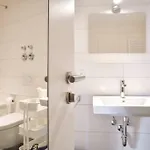 Deluxe Centre/milaneo *